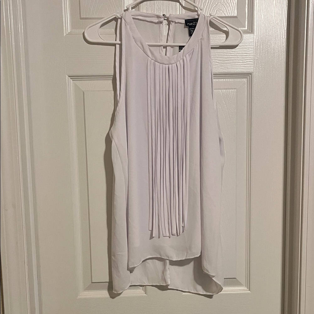 Rue21 White Sleeveless Fringe Top